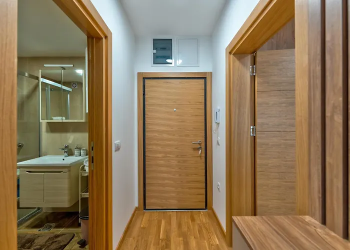 Stankovic-026 Planinski شقة *